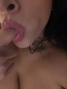 Chat XXX en directo de Lena-Williamss