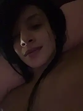 Lena-Williamss লাইভ XXX চ্যাট