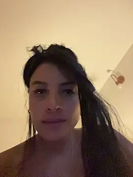 Chat +18 de Lena-Williamss ao vivo