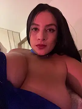 Lena-Williamss Adlı Modelin Canlı XXX Sohbeti