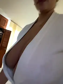 Lena-Williamss' Live XXX Chat