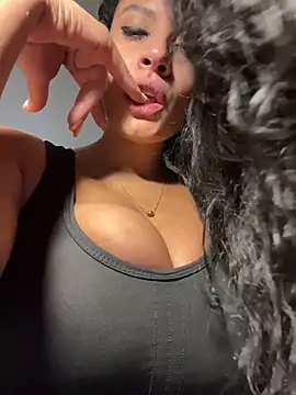 Lena-Williamss' Live XXX Chat