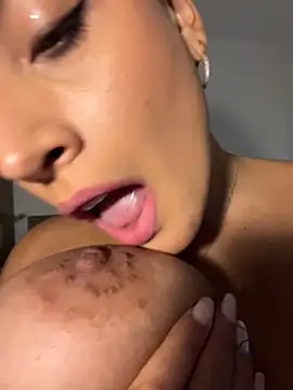 Pertunjukan Kamera Web Lena-Williamss