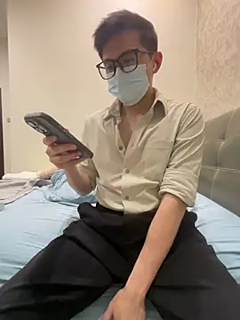 YourBoYyyyyyyy 在線直播表演