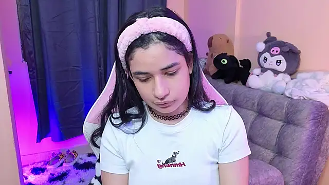 bonnieTaylor1's Live Chat Room