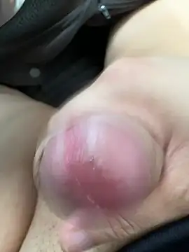 mynameissac Show in webcam