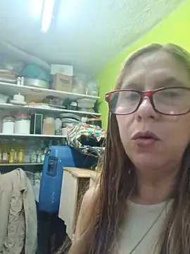 cari75's Live XXX Chat
