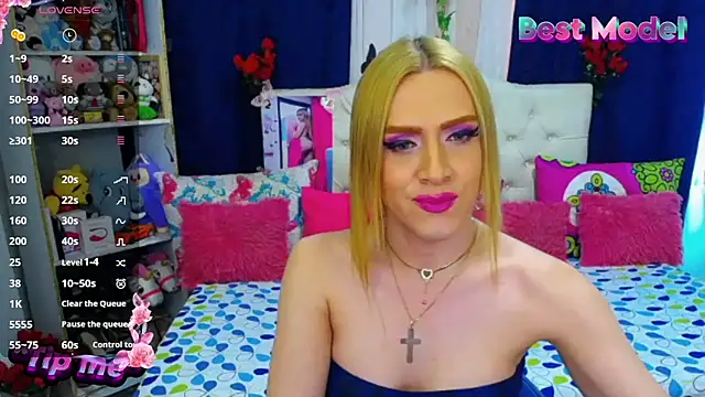 golden_girl01 Show in webcam