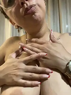 Webkamerová show Soy_maiaa4