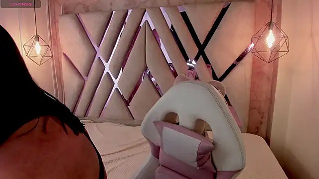 Lovely-martinaのウェブカメラショー