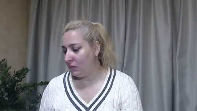 Вебкам-шоу sweetpussy13