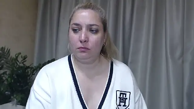 sweetpussy13 Webcam-Show