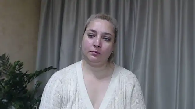 sweetpussy13 Webcam-Show
