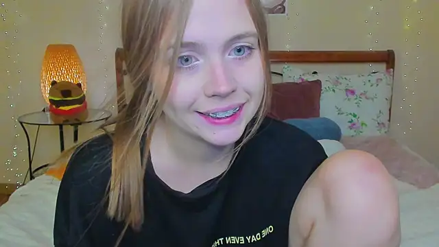 XXX chat uživo modela miya_soft