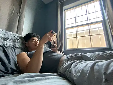 Masked-B01's Webcam Show