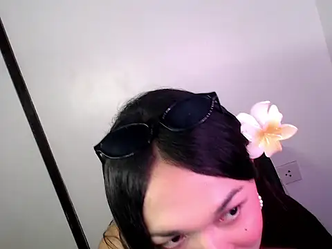 הופעת וובקאם של shanelicious