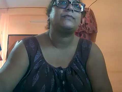 MISTI_KOLK's Webcam Show