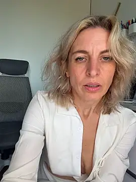 Lovebackground – webcam-show