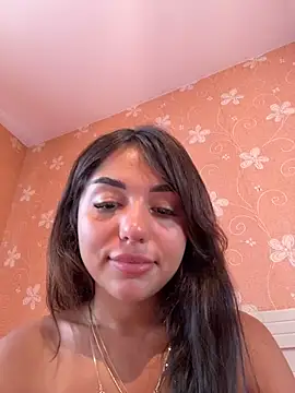 SilkyMira Webcam show