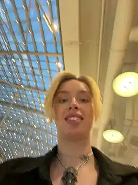SunnyShiney's Webcam Show