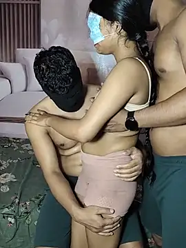 عرض كام 3SomeKings