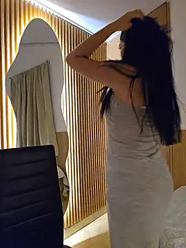 XXX chat uživo modela Princess_AliciaVellami