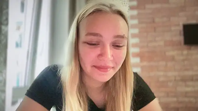 Leifuture's Live XXX Chat