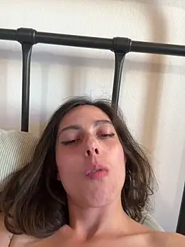 YourSlutQueen – Live XXX-chat