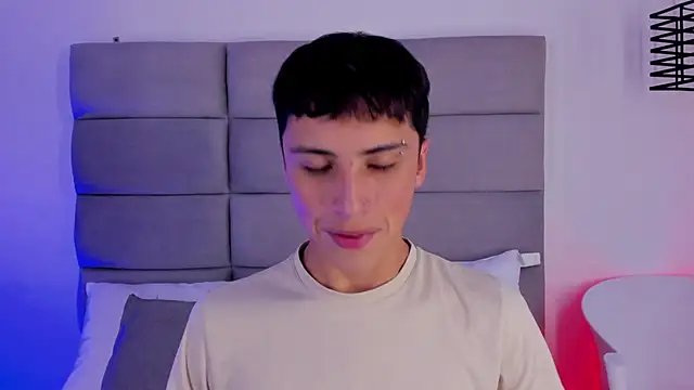 JoshClaarktt Adlı Modelin Web Kamerası Şovu