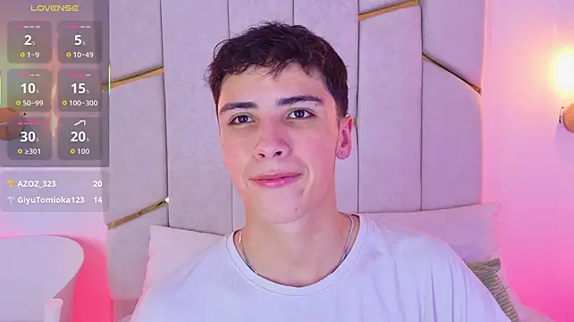 JoshClaarktt webcam show