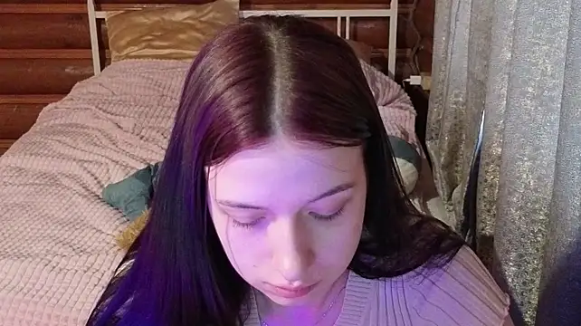 AlicePowells Chat XXX in diretta