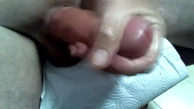 AlgidTrill Show in webcam