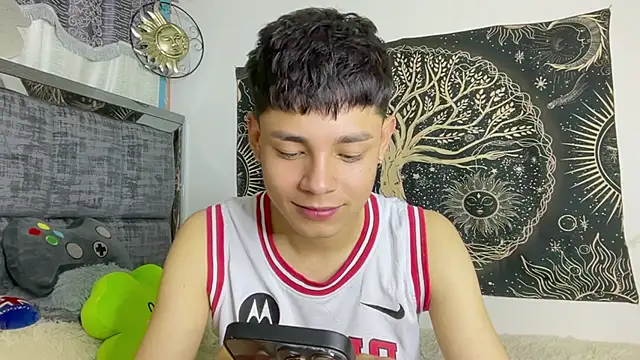 Andy_Belier23 Webcamshow