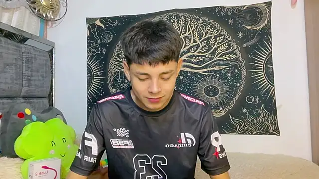 Show de Andy_Belier23 na webcam