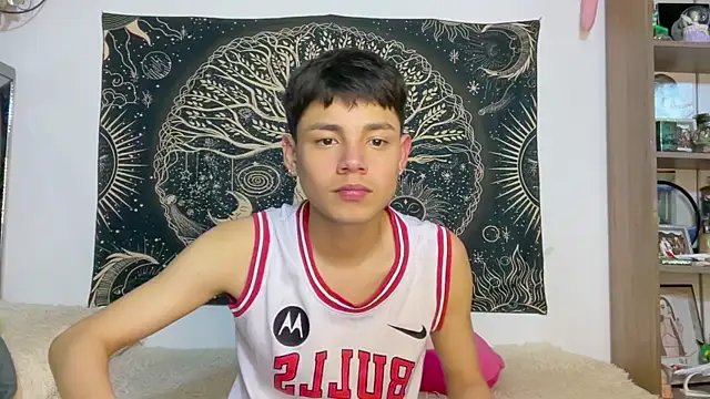 Andy_Belier23 webkamerás műsora