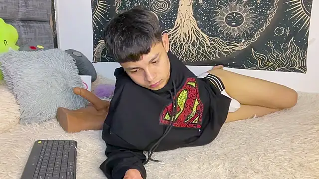 Andy_Belier23 webkamerás műsora