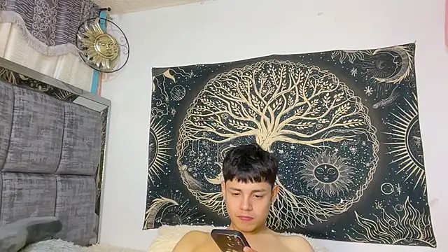 Andy_Belier23 webkamerás műsora