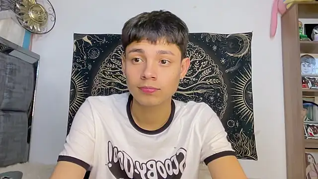 Pertunjukan Kamera Web Andy_Belier23