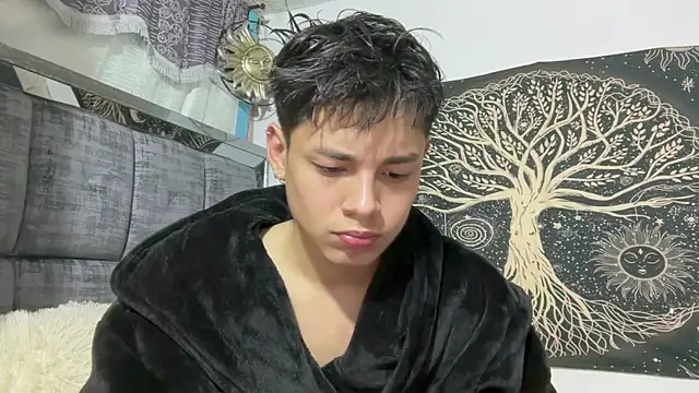 Andy_Belier23's Webcam Show