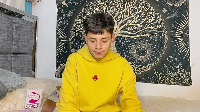 عرض كام Andy_Belier23