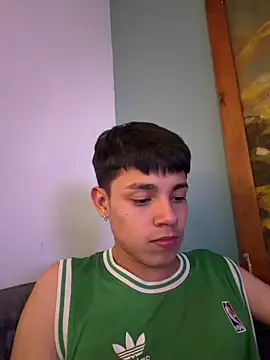 Andy_Belier23's Webcam Show