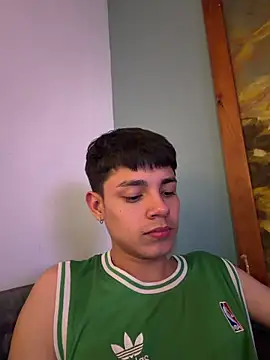 Andy_Belier23's Webcam Show
