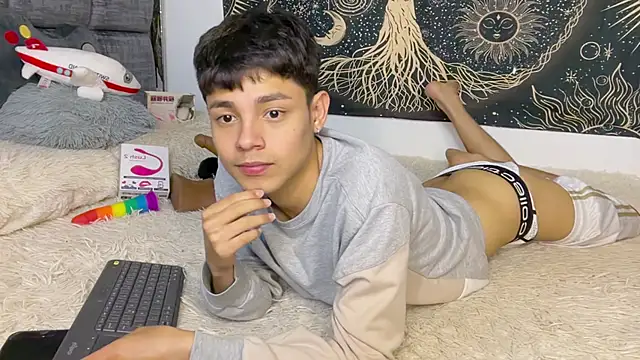 Andy_Belier23 Show Webcam