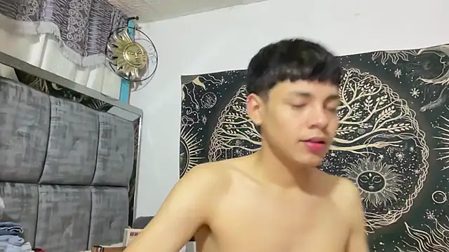 Andy_Belier23 网络视讯表演