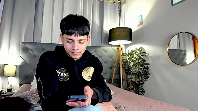 Andy_Belier23 Pertunjukan Webcam