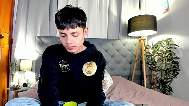 عرض كام Andy_Belier23