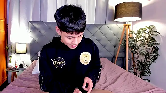 Andy_Belier23 在線直播表演