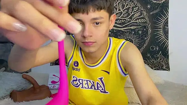 Andy_Belier23 Pertunjukan Webcam