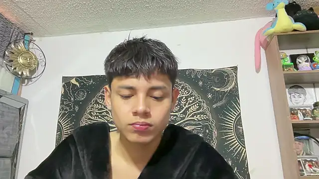 Andy_Belier23's Webcam Show