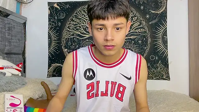 Andy_Belier23 Pertunjukan Webcam